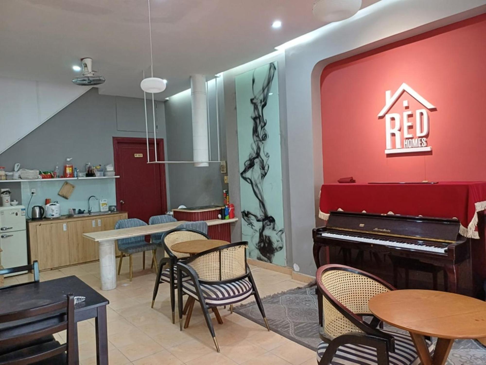 Redhome Dorm 2 Ho Chi Minh City